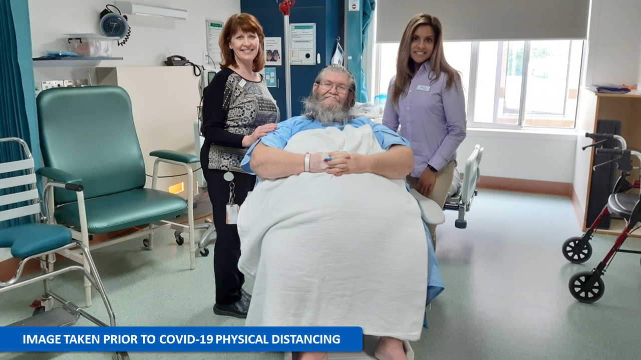 Volunteers donate bariatric wheelchair to Broadmeadows Dialysis Unit