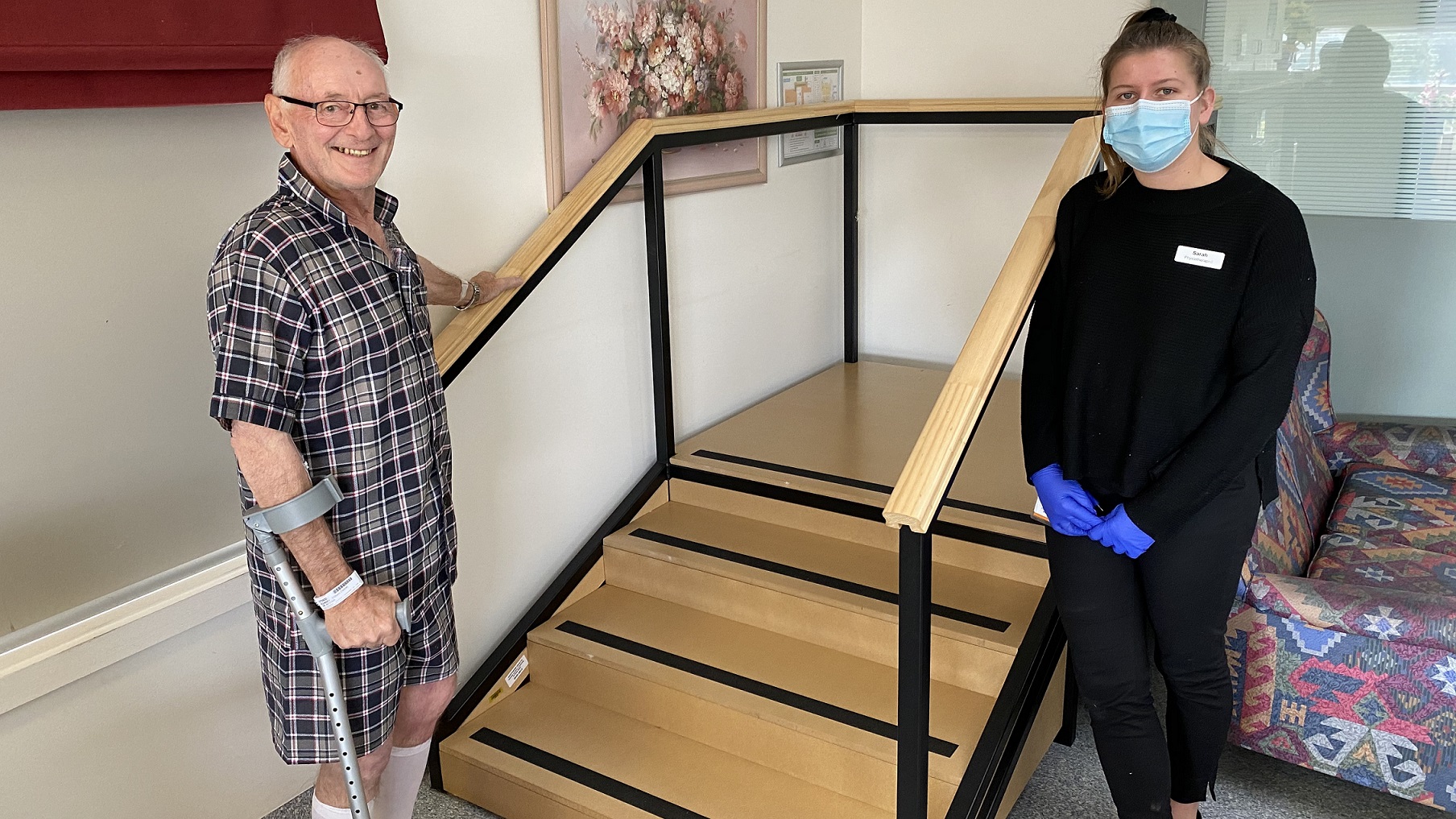 Volunteers fundraise to help Unit 3 patients