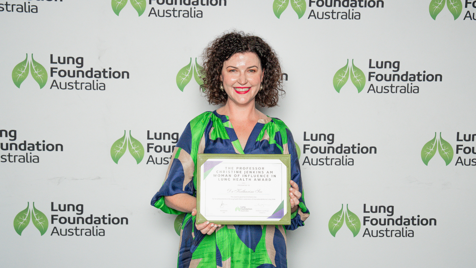 Dr Katharine See honoured with national lung health award